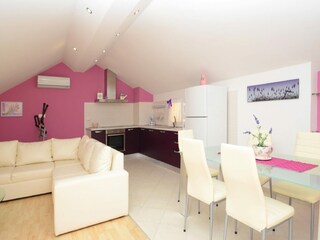 Apartment Prizba Features 10
