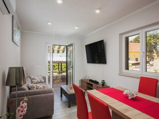 Apartment Brsecine Features 7