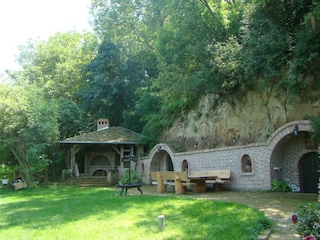 Farmhouse Draž Outdoor Recording 15
