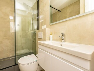 Apartment Dugi Rat Features 22