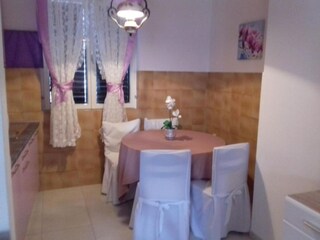 Apartment Brzac Ausstattung 22