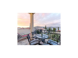 Apartment Seget Donji  17
