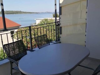 Apartment Srima Außenaufnahme 8