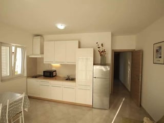 Apartment Srima Features 28