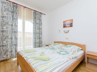 Apartment Lopar Features 12