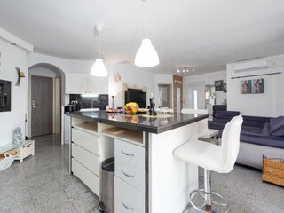 Apartment Povljana Ausstattung 9