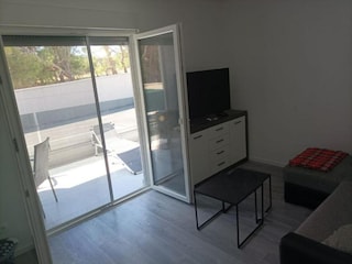 Apartment Povljana  10