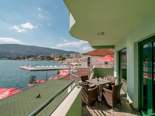 Apartment Herceg Novi Außenaufnahme 20