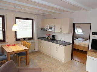 Wohnschlafraum mit Küchenzeile