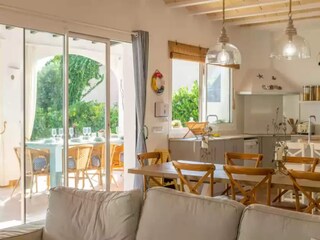Villa Binibequer Caratteristiche 24