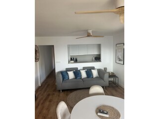 Neues grosses bequemes Sofa