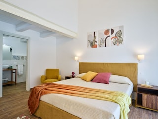 Villa Esther - Double Bedroom with air conditioning