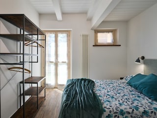 Villa Esther - Double bedroom with french bed