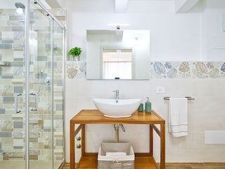 Villa Esther - Private bathroom