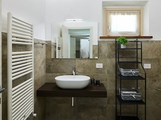Villa Esther - Bathroom with shower