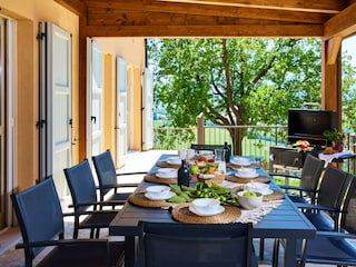 Villa Esther -  Outside dining table