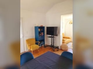 TV corner with flat-screen and streaming services