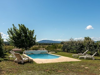 Villa Homps Outdoor Recording 3