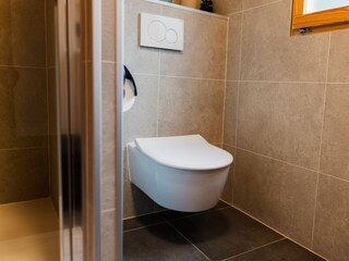 Luxuriöse Einbau-Toilette