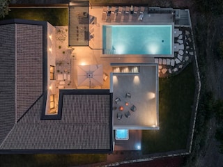 Villa Tar Outdoor Recording 9