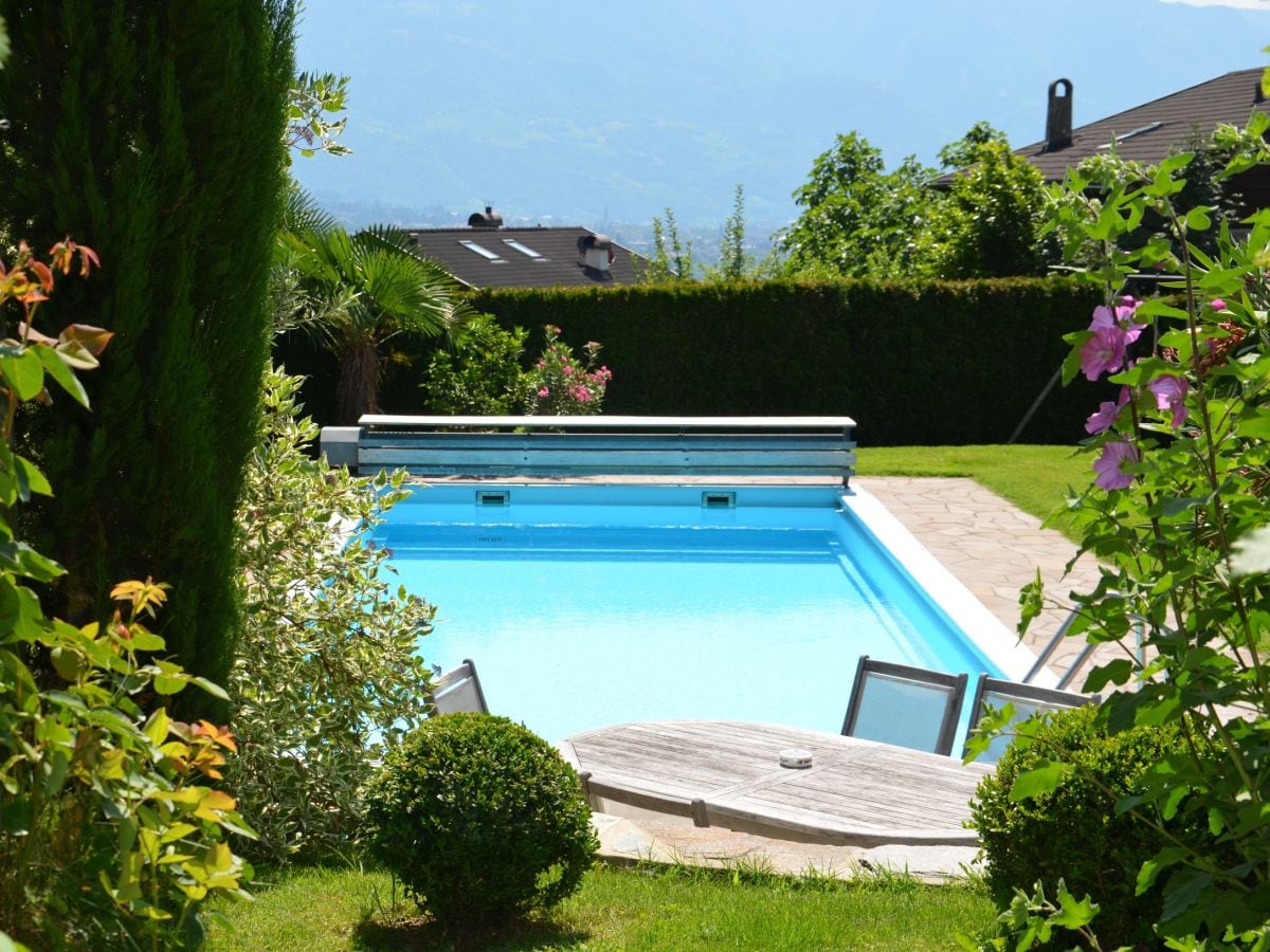 Blick zum Freibad im Obermaratscher