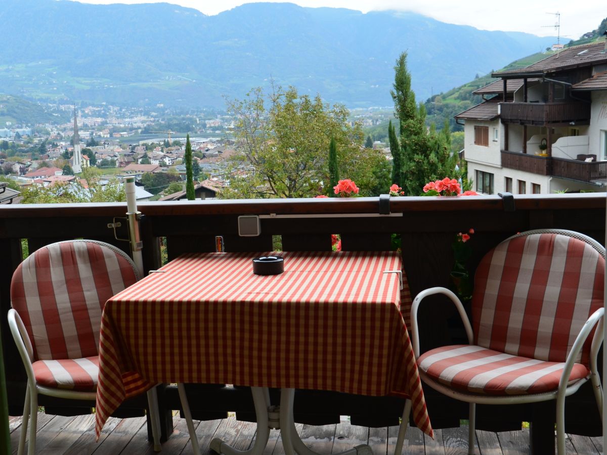 Blick auf Algund vom Appartement