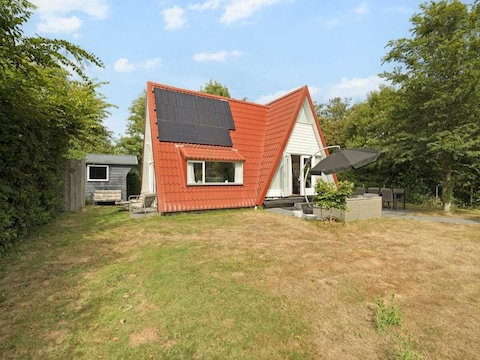 Holiday house Seaside Getaway in Groote Keeten