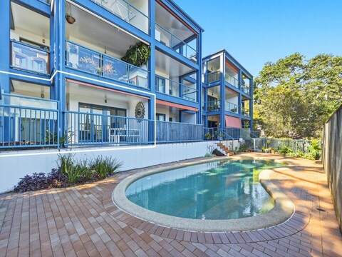Appartamento con 2 camere da letto a bordo piscina vicino a Coolangatta