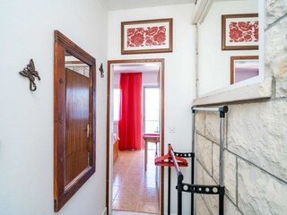 Apartment Lumbarda  11