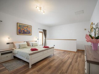 Holiday house Groznjan Features 13