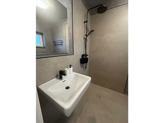modernes Duschbad