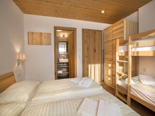 Holiday park Neukirchen am Großvenediger Features 14