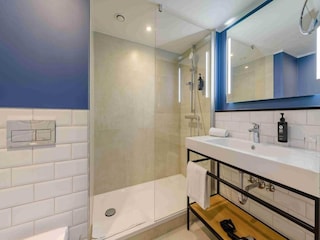 Apartment Kelsterbach Features 10