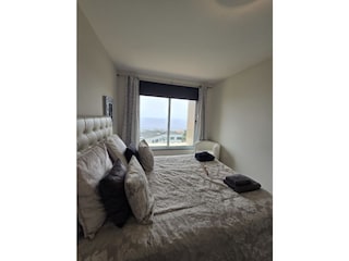 Schlafzimmer mit Blick auf den Atlantischen Ozean