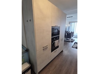 Backofen / Mikrowelle / zusätzliche Küchenschränke