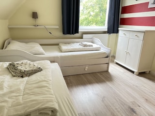 Schlafzimmer 2 Einzelbetten