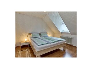 Ferienwohnung Kesten Schlafzimmer 13