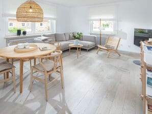 Holiday apartment Haus Ferienglück 4