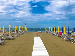 Meer bei Viareggio im zeitigen Frühjahr