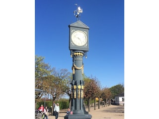 histor. Uhr vor der Seebrücke