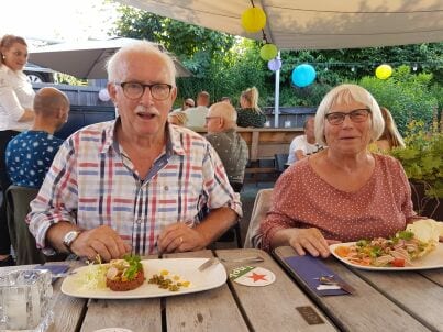 Firma Beelden in Steen/ appartementenverhuur - FamilieStrijbis - Kaas Strijbis - Kaas