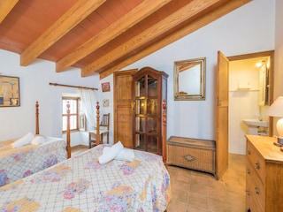 Holiday house Alaró Features 23