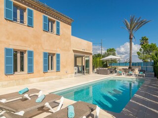 Villa Sineu Outdoor Recording 9
