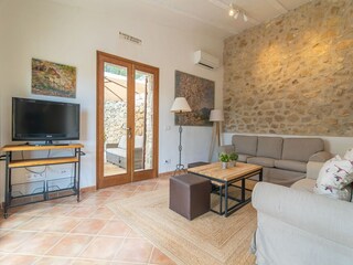Villa Sant Joan Caratteristiche 23