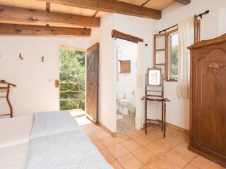 Villa Petra Features 23