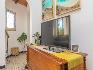 Holiday house Cala Llombards Features 12
