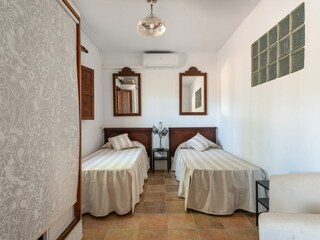 Villa Santa Maria del Camí Kenmerken 46