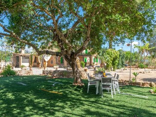 Villa Santa Maria del Camí Buitenaudio-opname 21