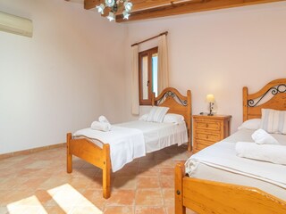 Villa Biniali Features 26