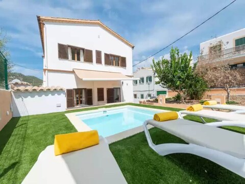 Villa Ritiro nel porto di Andratx